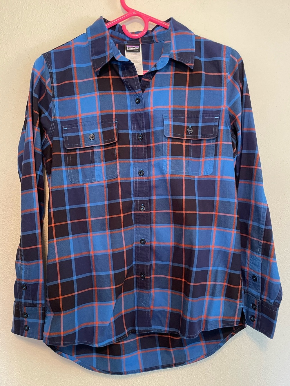 Patagonia Women’s Blue Plaid Organic Cotton Button Down Long sleeve Shirt size 4